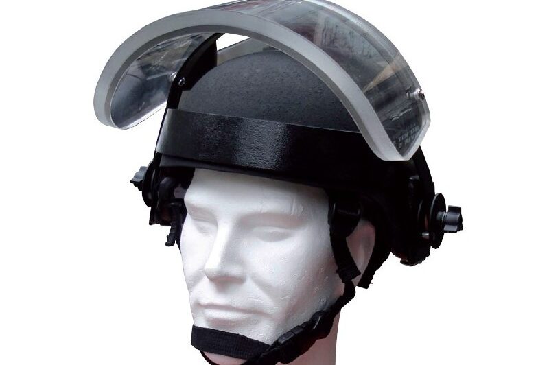casque-balistique-std-avec-visiere-casque-en-aramide-ultra-leger-disponible-avec-visiere-balistique-de-niveau-iiia-protection-ba